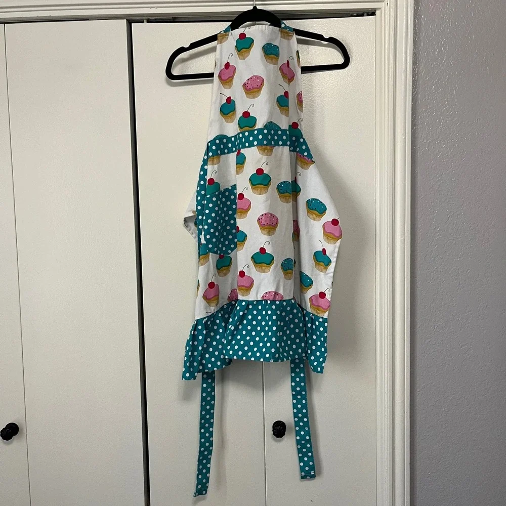 Gourmet Club Women's‎ Cupcake Apron Teal Polka Dot Ruffle Kitchen Baking Fun